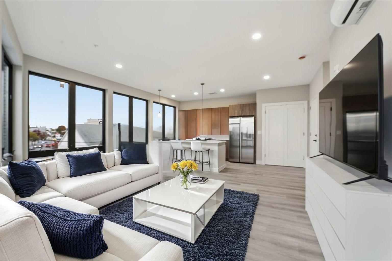3516 JOHN F KENNEDY BLVD Unit: 401