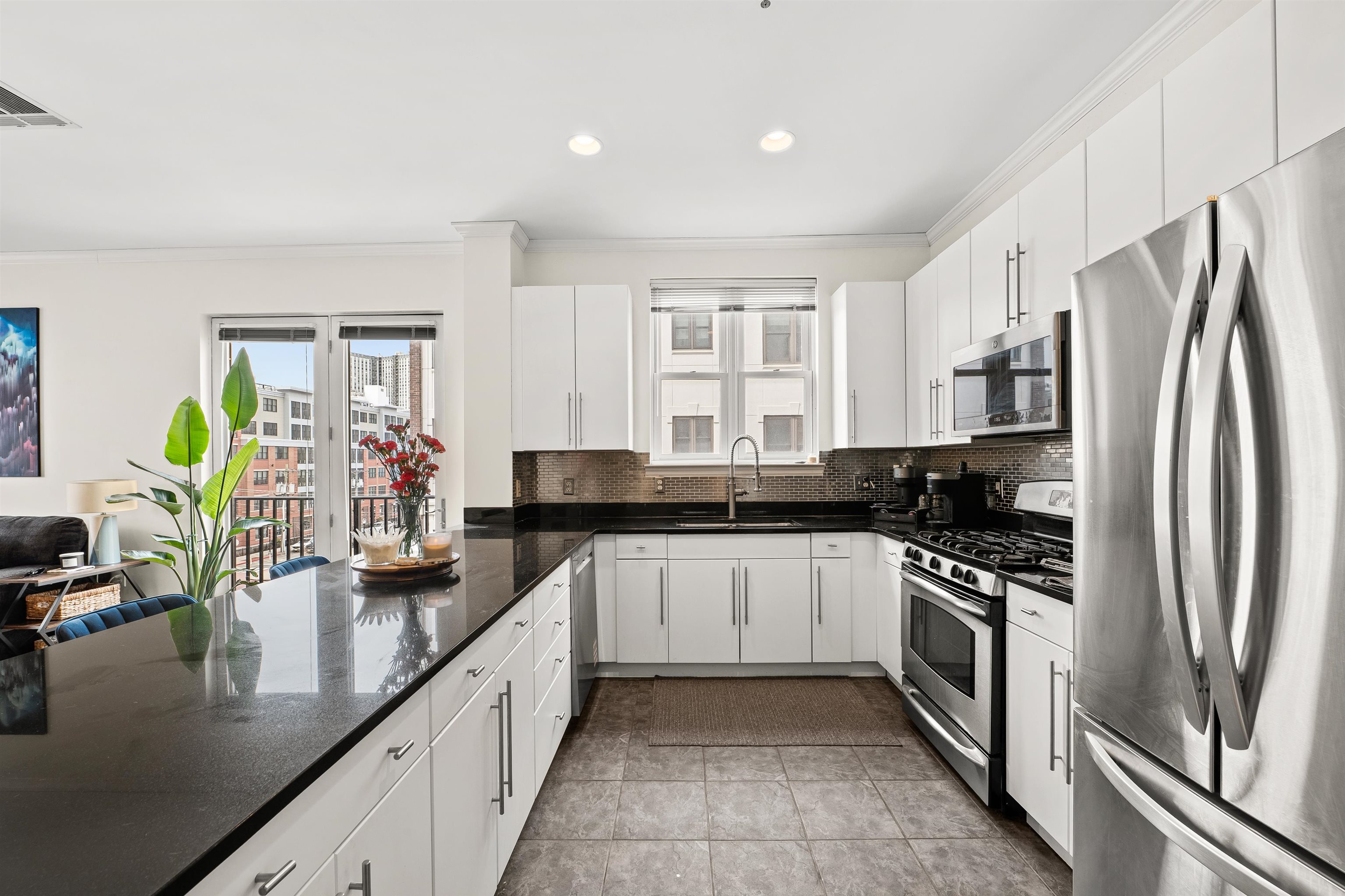1200 GRAND ST Unit: 432