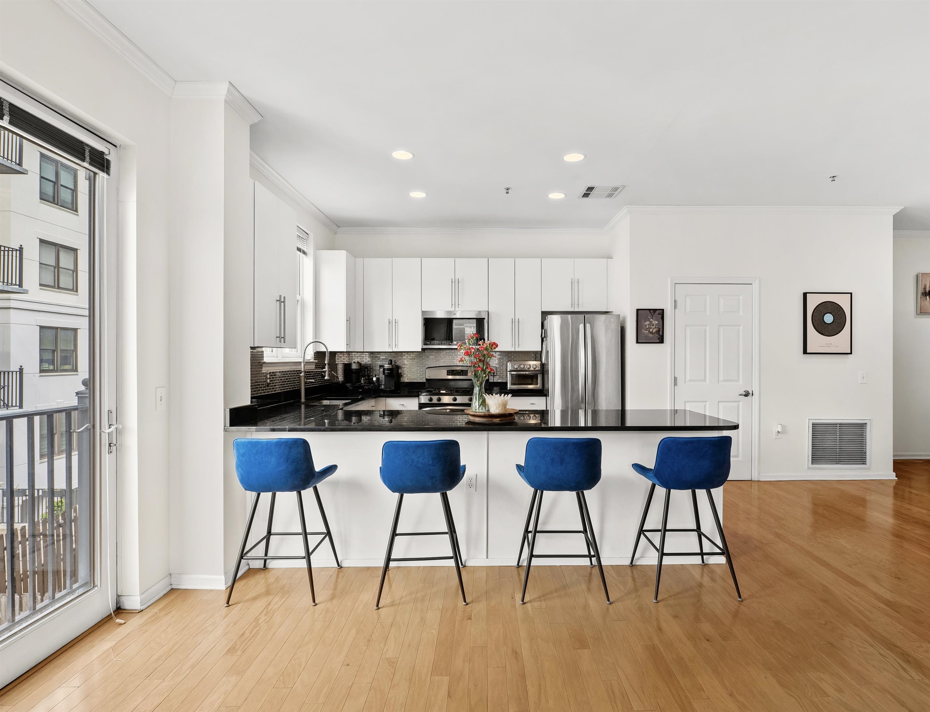 1200 GRAND ST Unit: 432