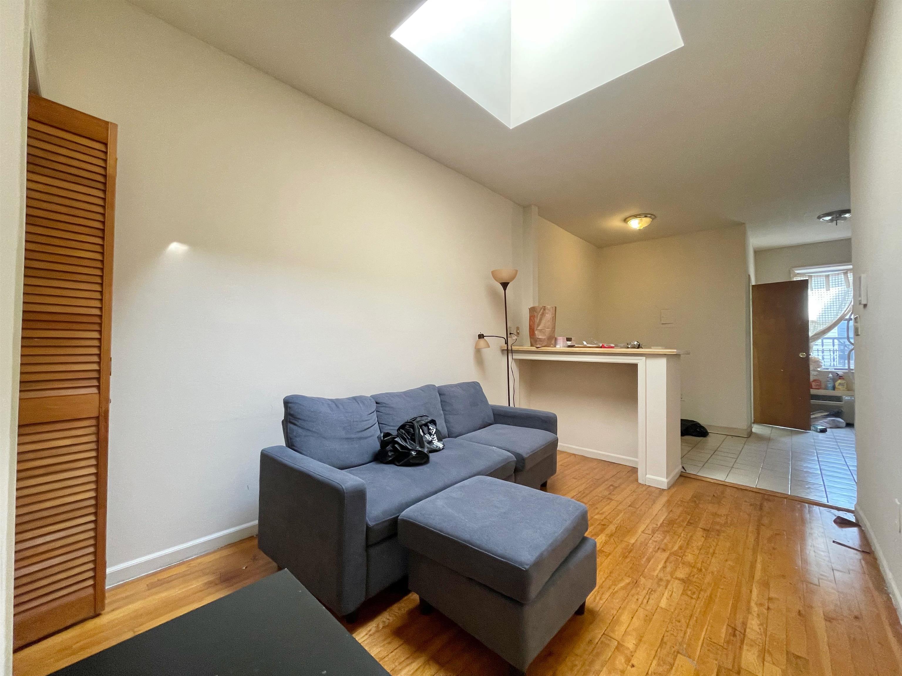 707 ADAMS ST Unit: 3L