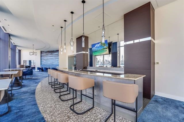 1100 MAXWELL LANE Unit: 624