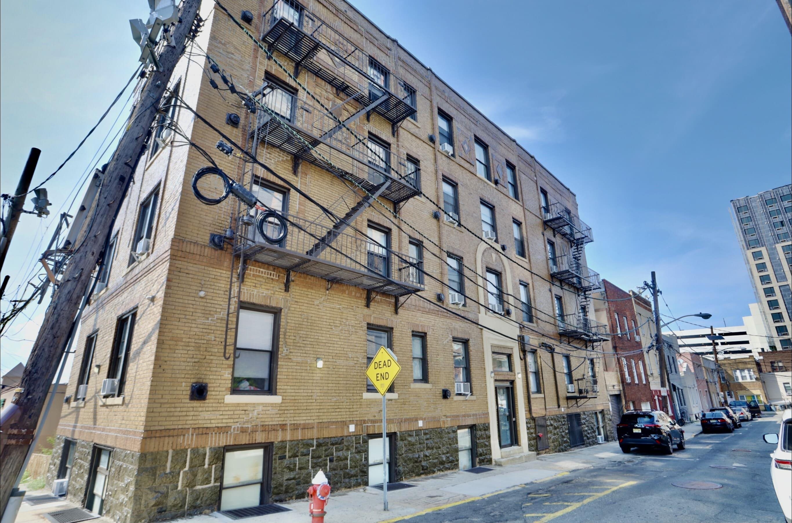 4901 MURPHY PL Unit: 15
