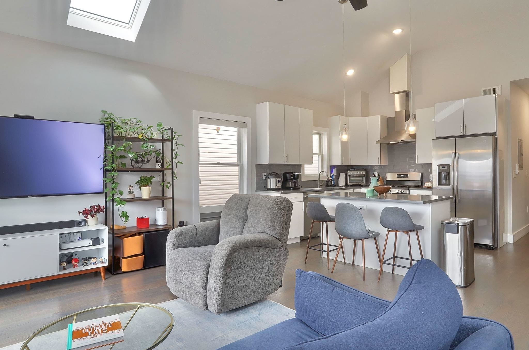 26 GRACE ST Unit: 2