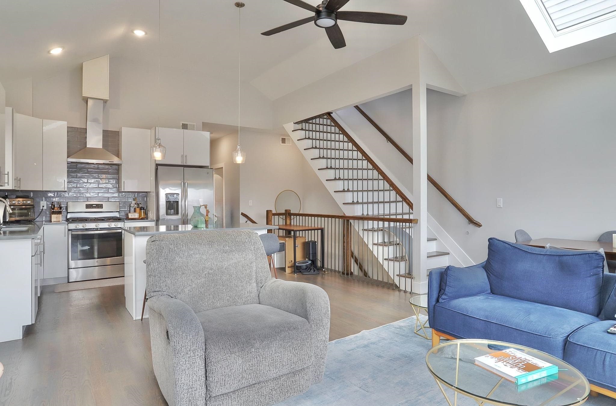 26 GRACE ST Unit: 2