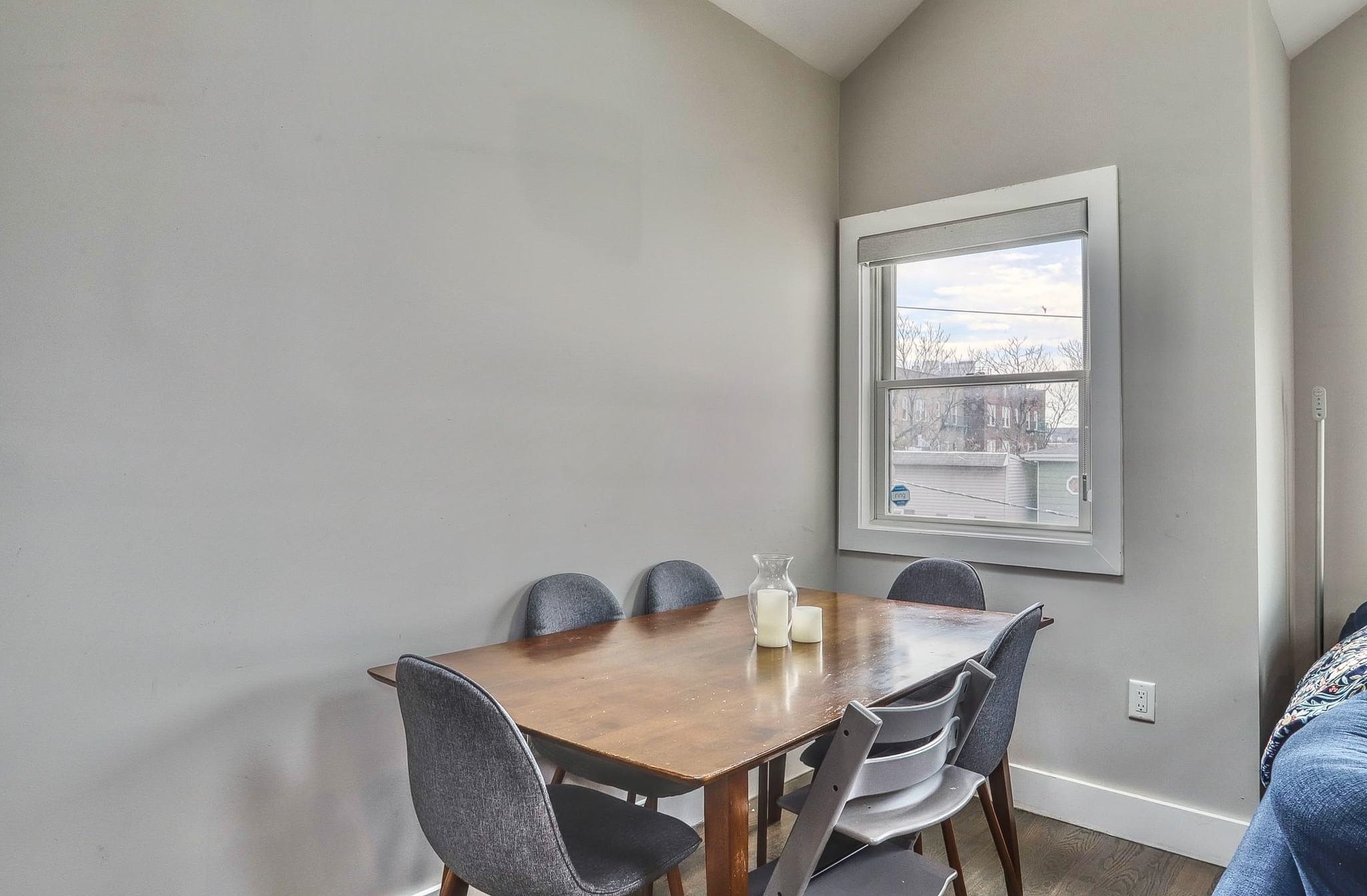 26 GRACE ST Unit: 2