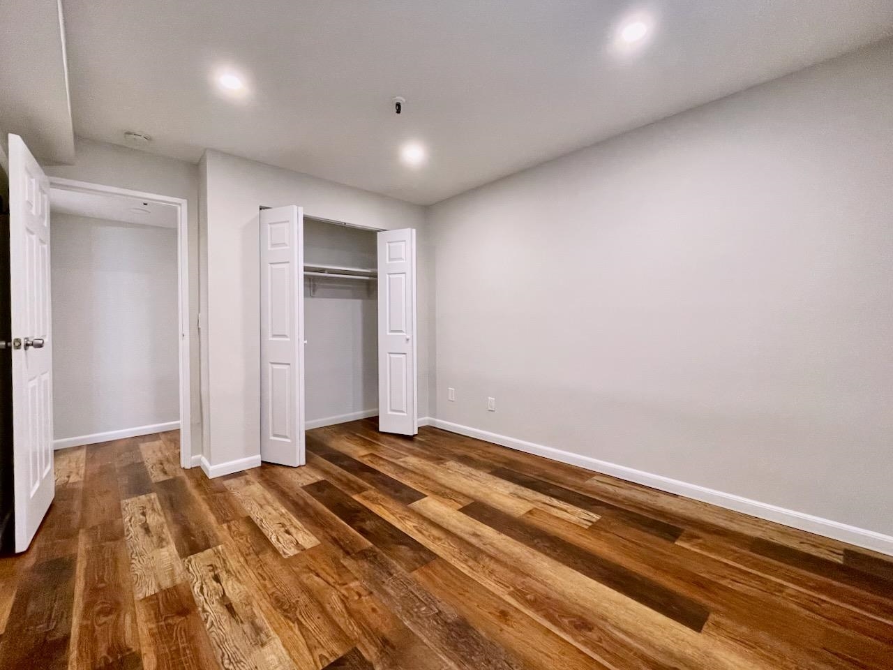 43-49 VAN WAGENEN AVE Unit: 1