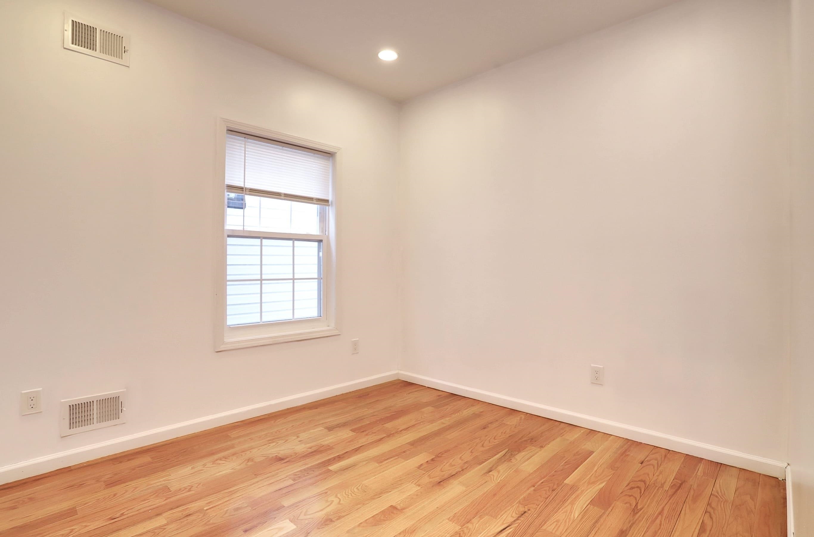 345 NORTH 2ND ST Unit: 2