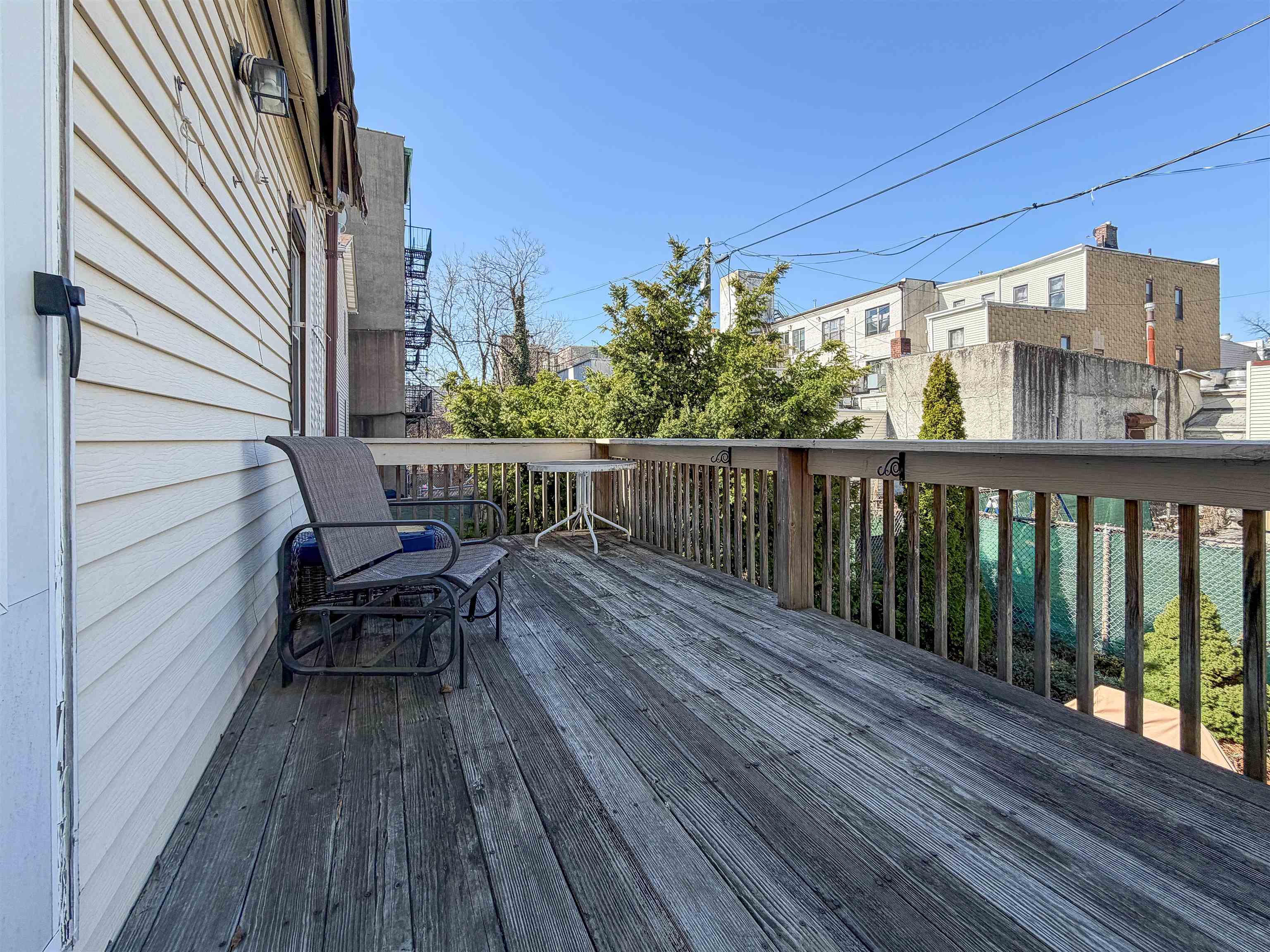 173 CAMBRIDGE AVE