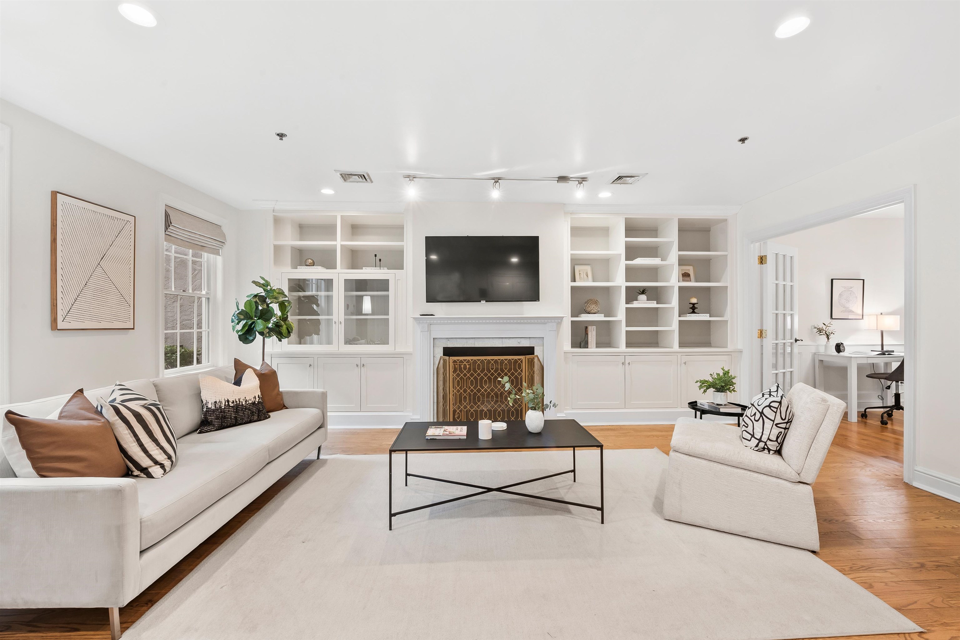 132 BLOOMFIELD ST Unit: 1