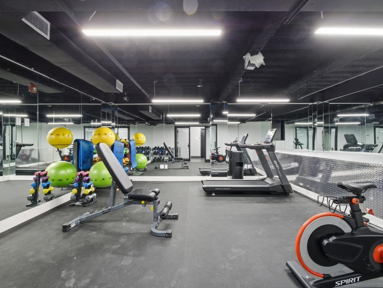 327 COMMUNIPAW AVE Unit: 302