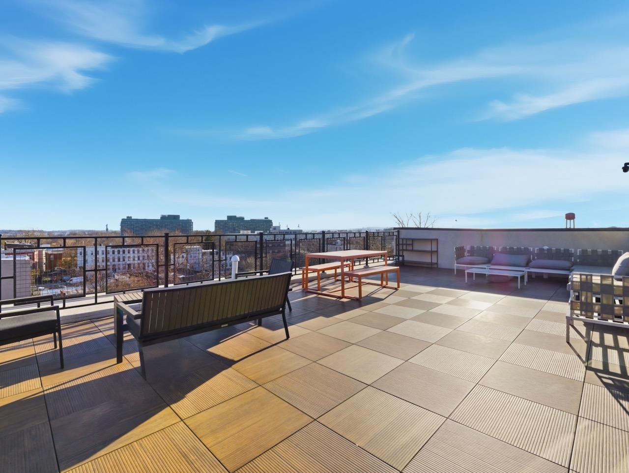 327 COMMUNIPAW AVE Unit: 302