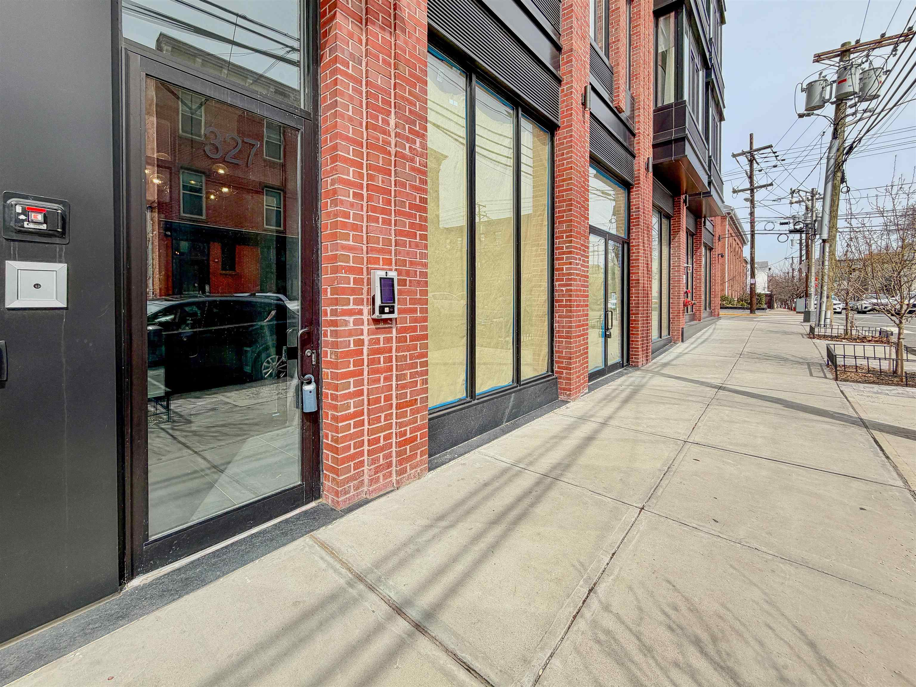 327 COMMUNIPAW AVE Unit: 302