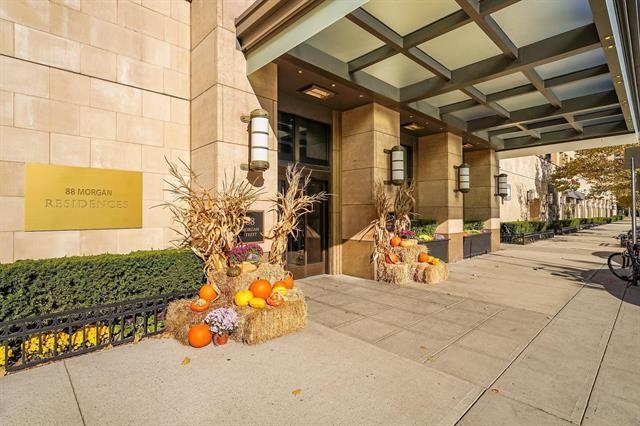 88 MORGAN ST Unit: 2808