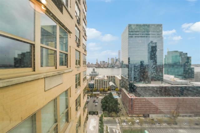 88 MORGAN ST Unit: 2808