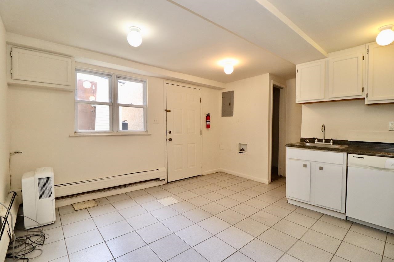 618 PARK AVE Unit: 1