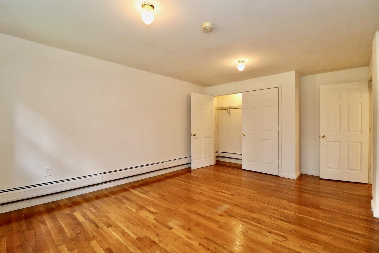 618 PARK AVE Unit: 1