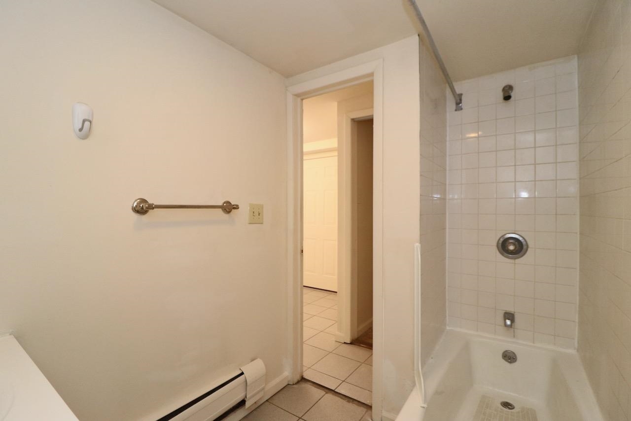 618 PARK AVE Unit: 1