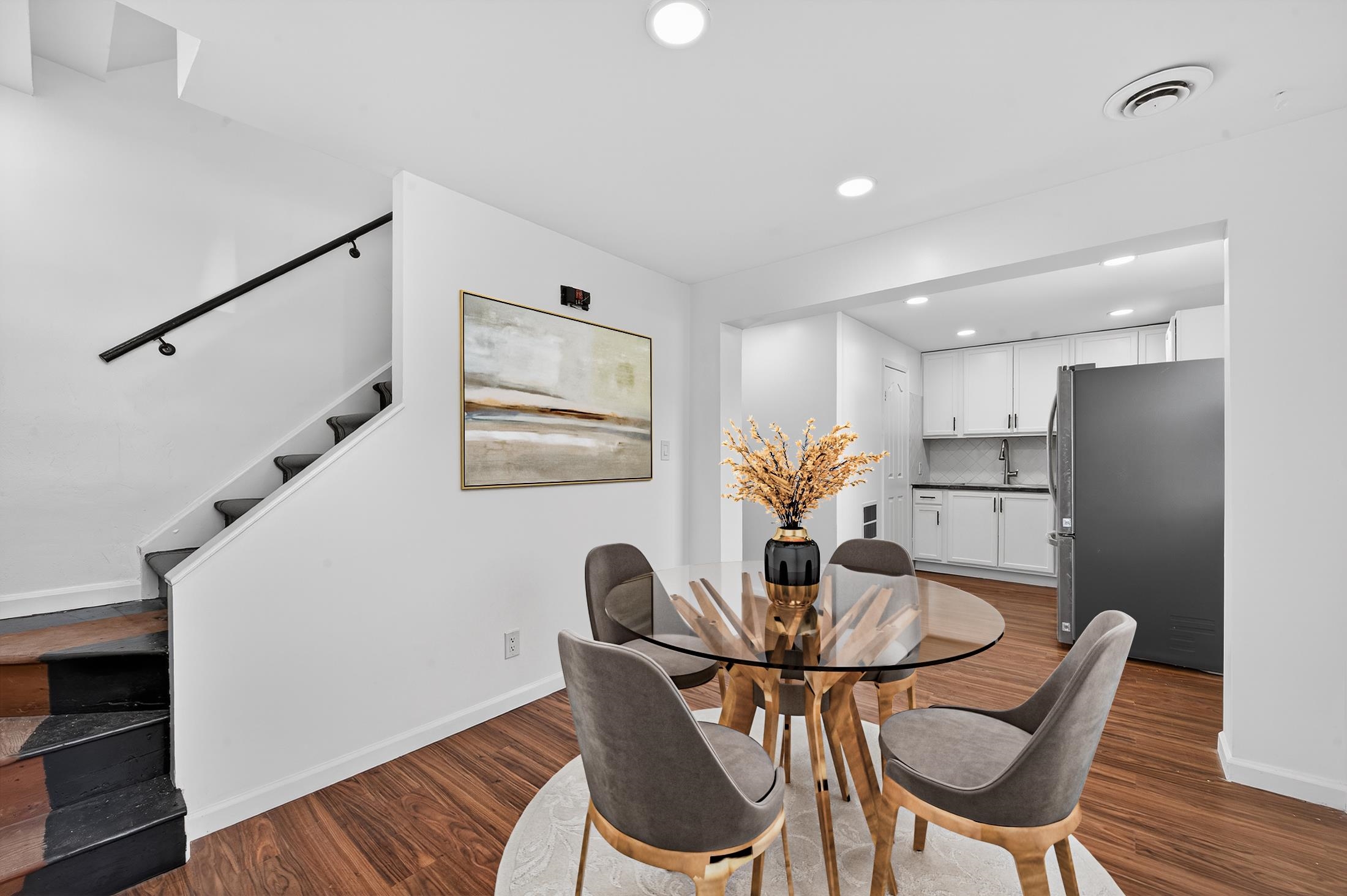 14 LAUREL CT
