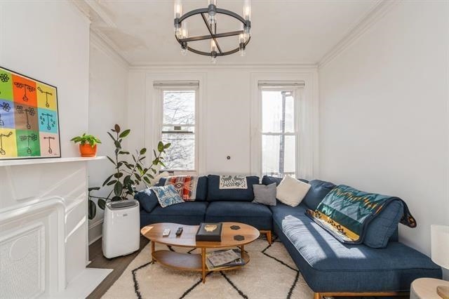 275 OGDEN AVE Unit: 2