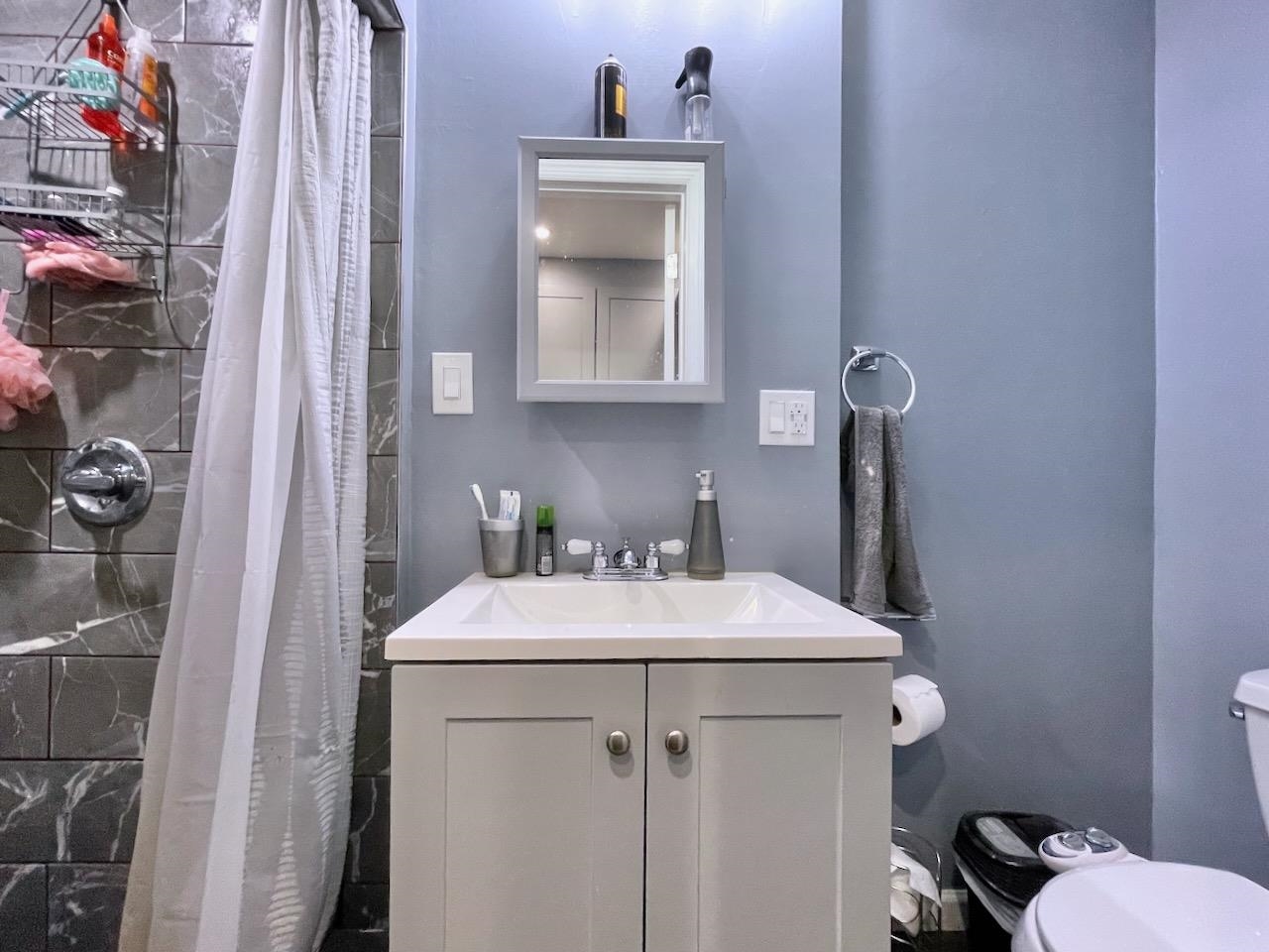 173 BELMONT AVE Unit: 1