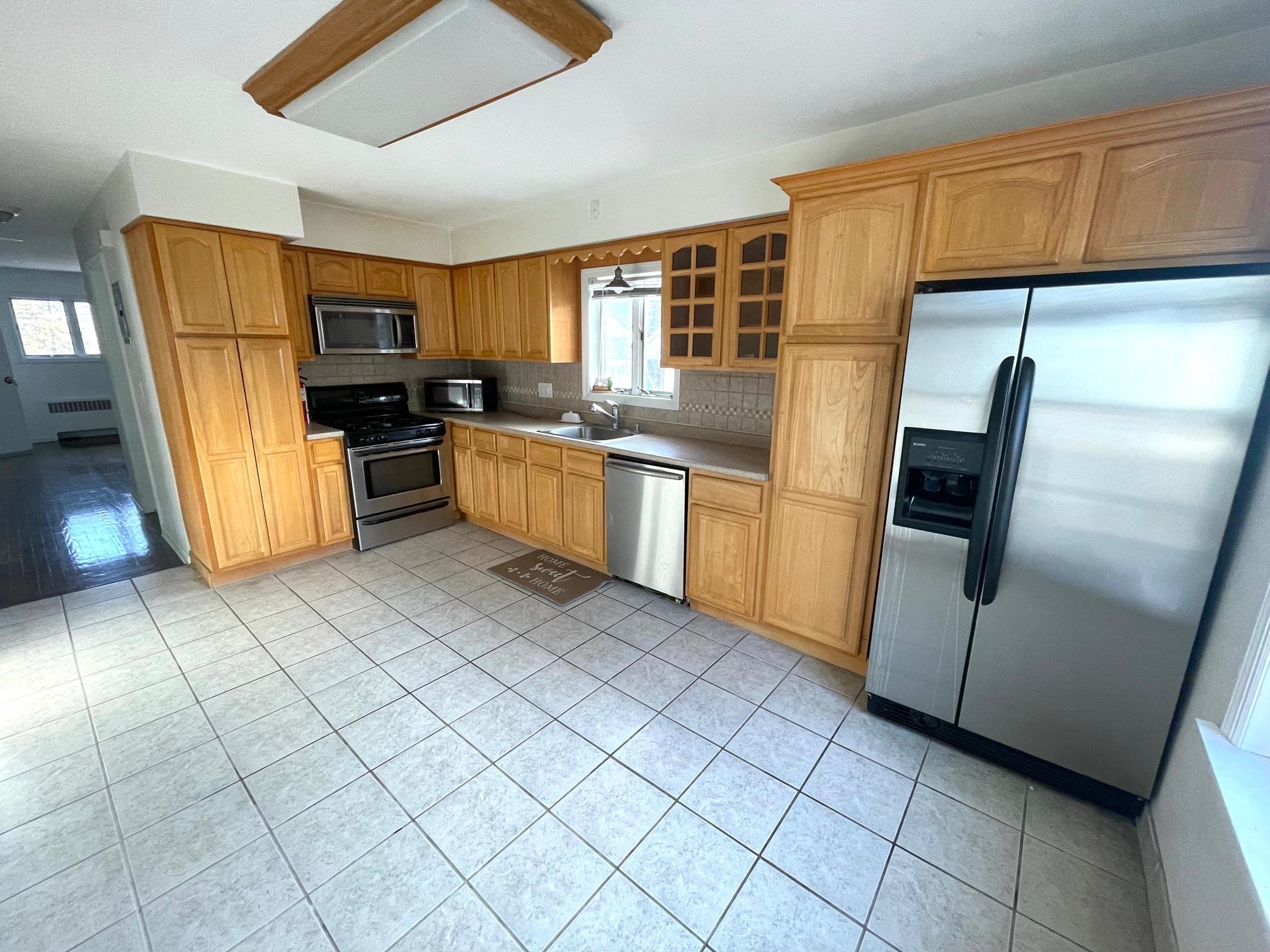 153 AVENUE B Unit: 2