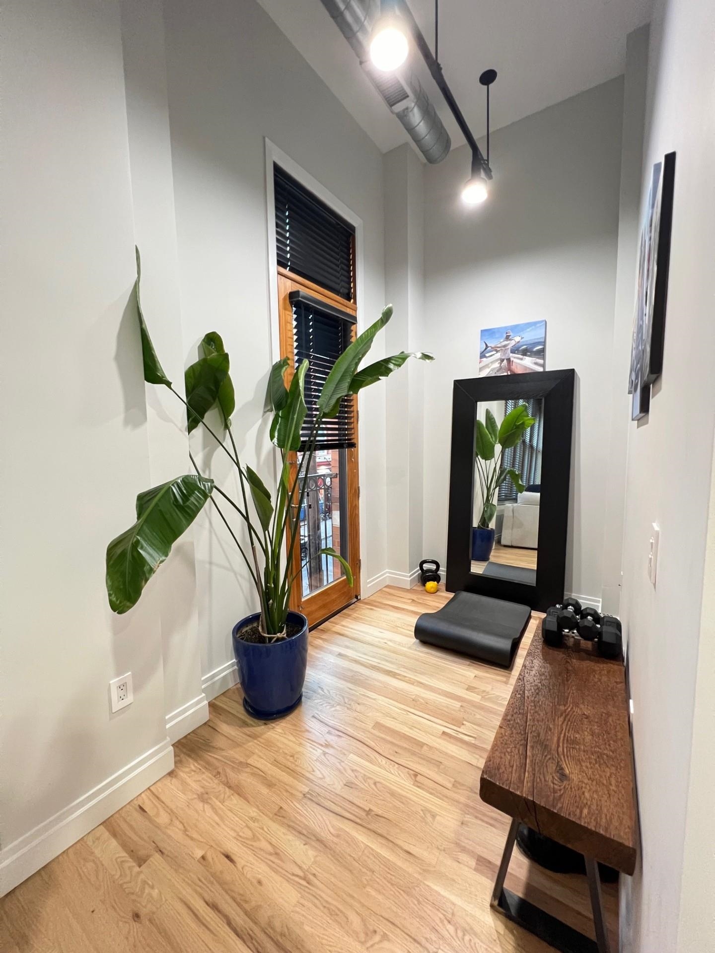 338 GROVE ST Unit: 2C