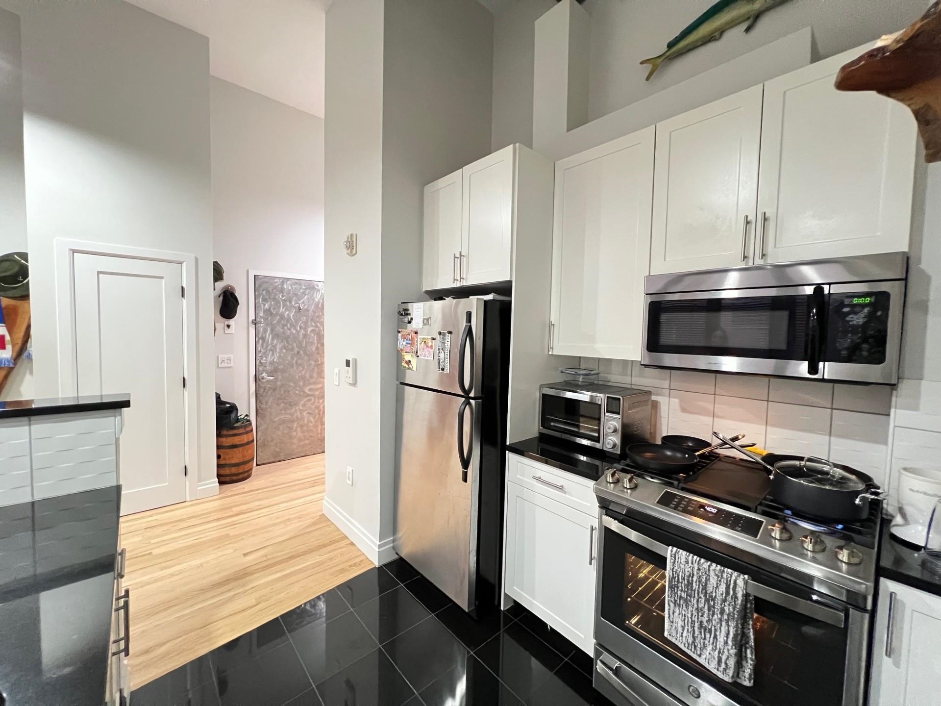 338 GROVE ST Unit: 2C