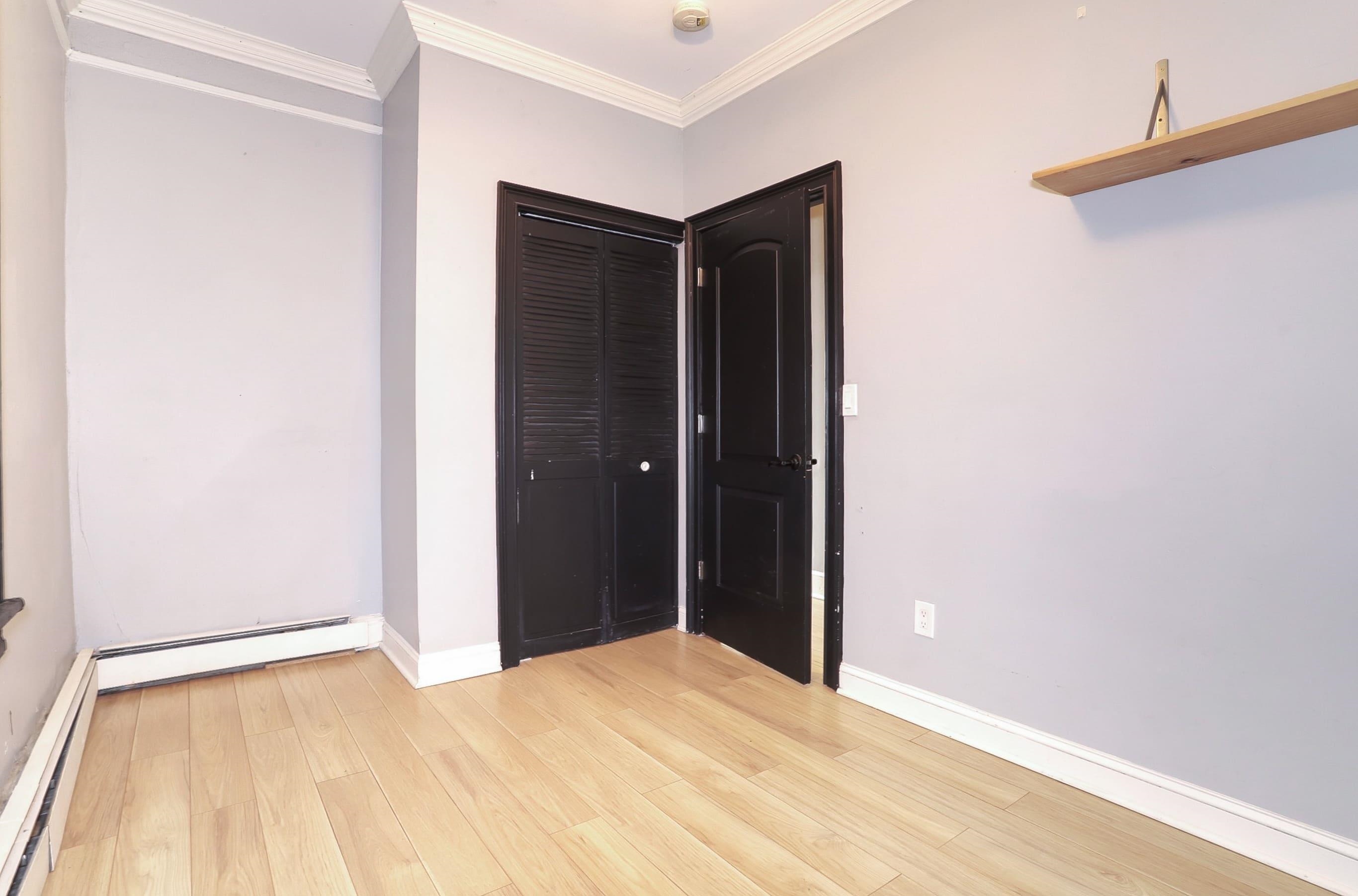 388 BALDWIN AVE Unit: 2