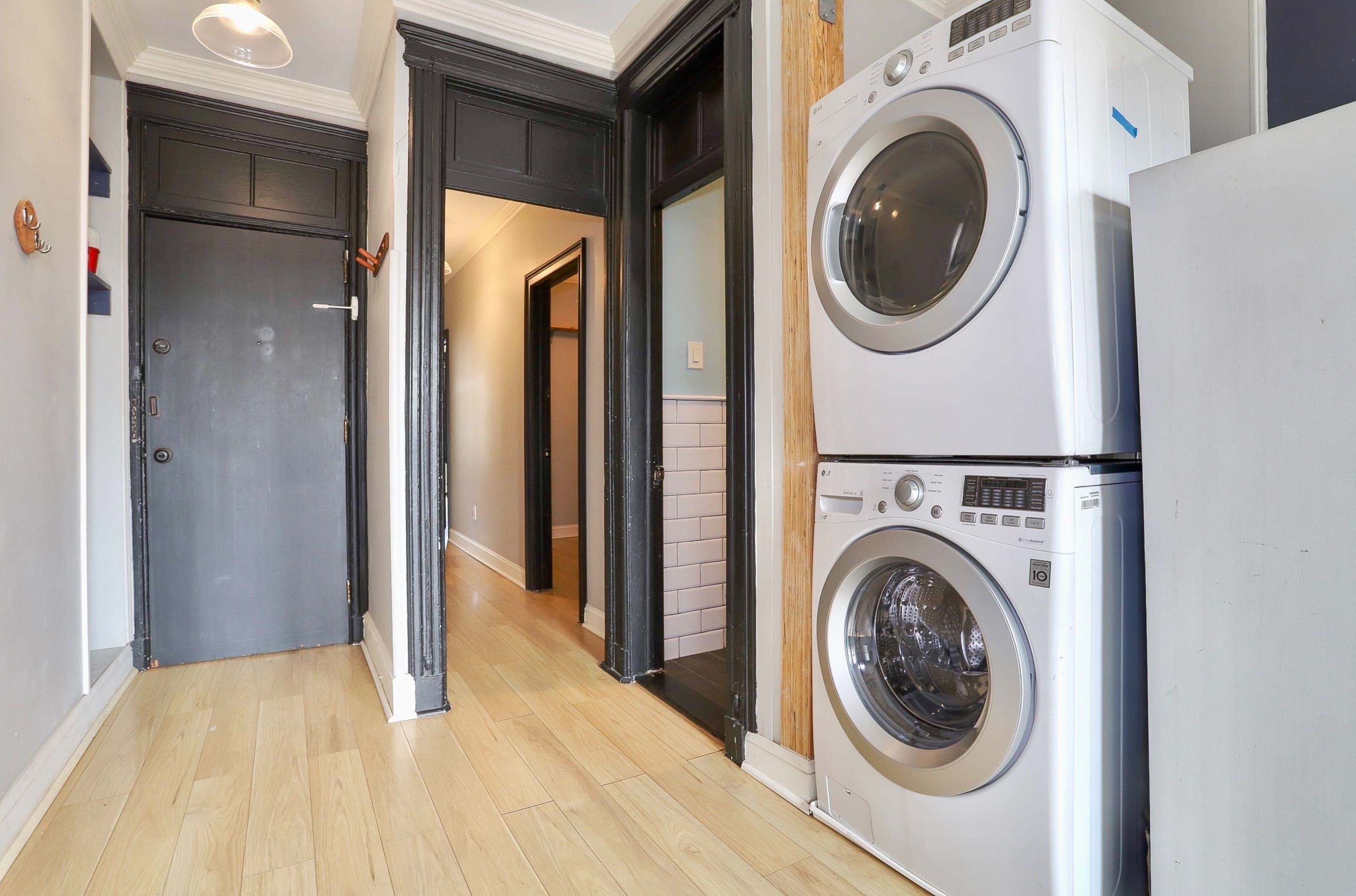 388 BALDWIN AVE Unit: 2