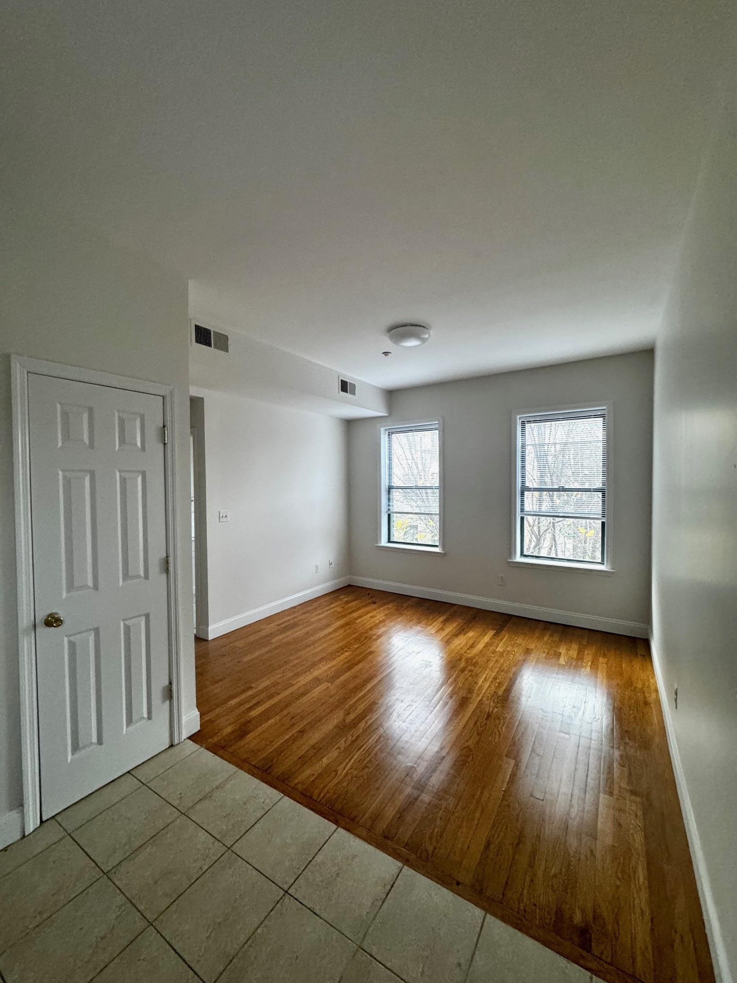 65 SUMMIT AVE Unit: 204