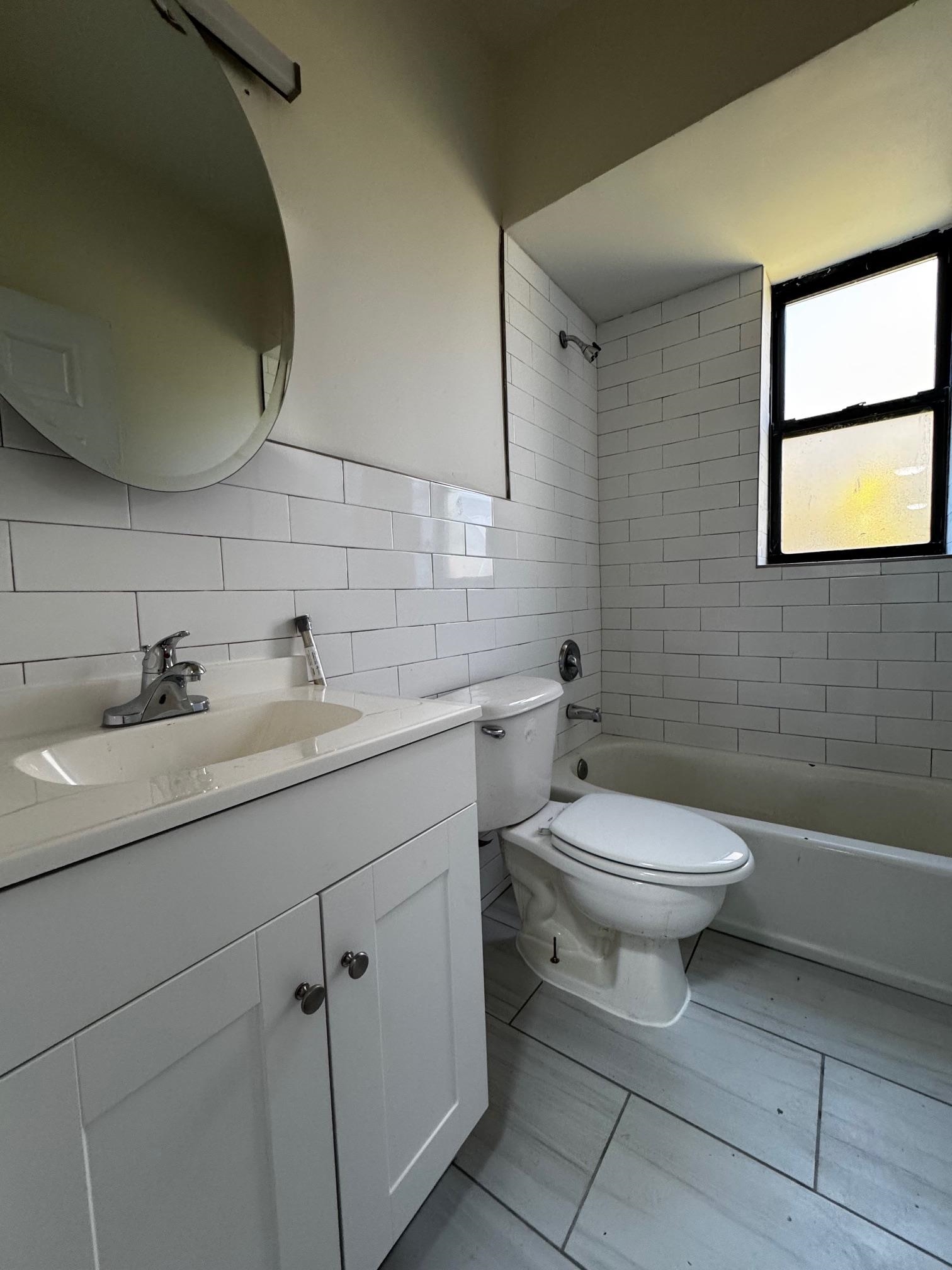 65 SUMMIT AVE Unit: 204