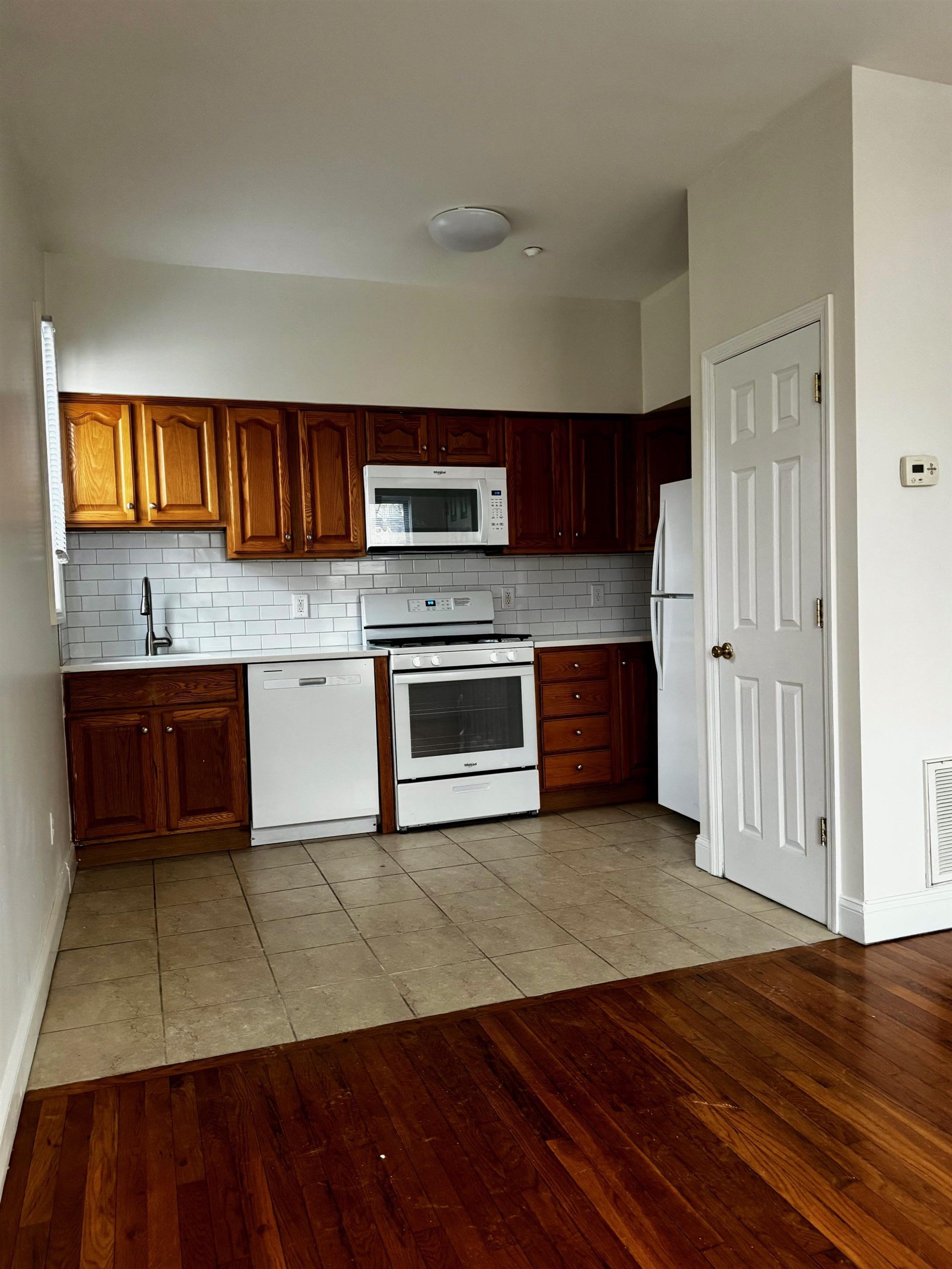 65 SUMMIT AVE Unit: 204