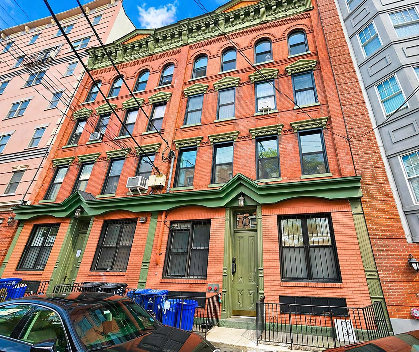 159 NEWARK ST Unit: 2D
