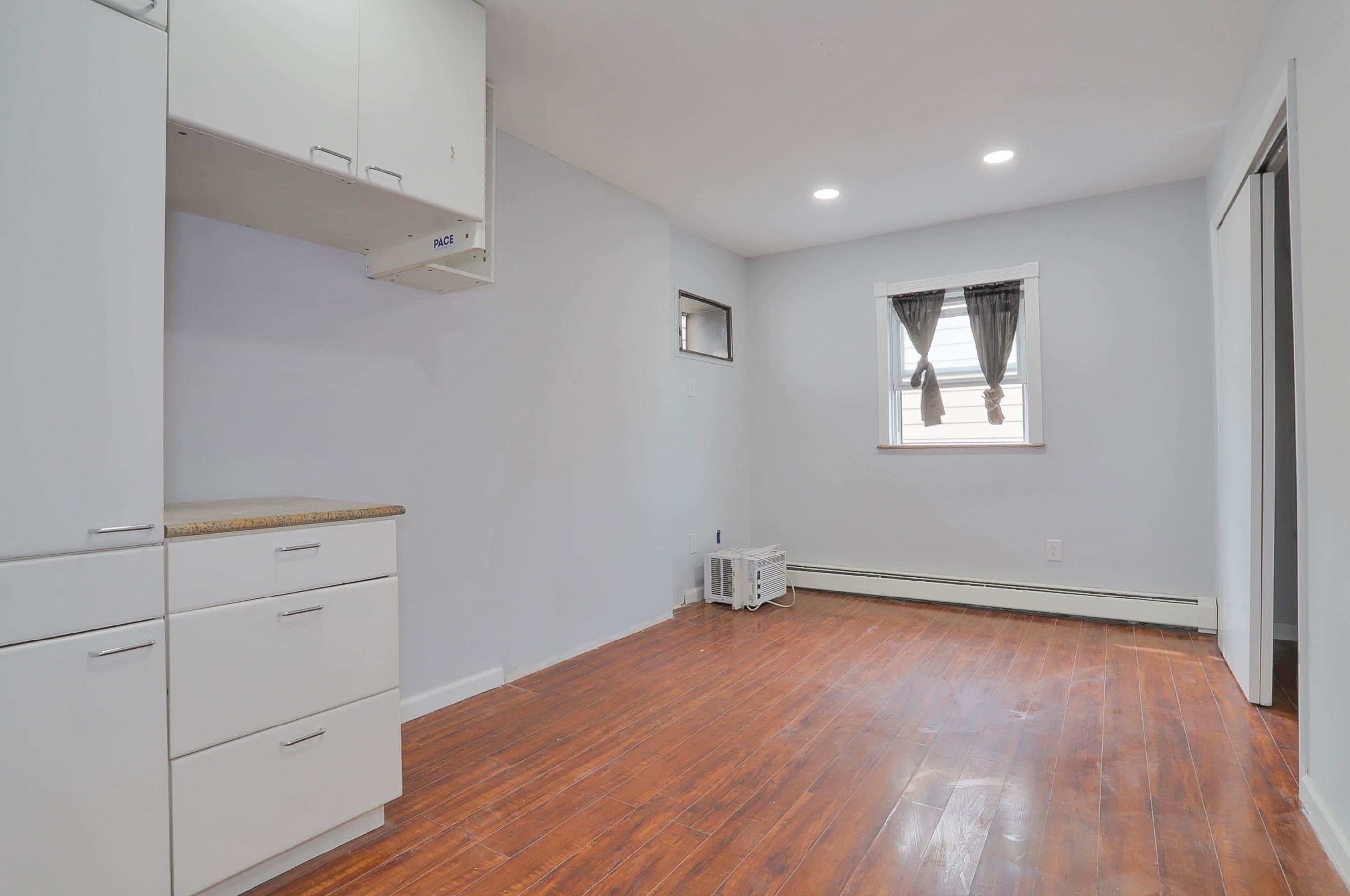 73 WALES AVE Unit: 2