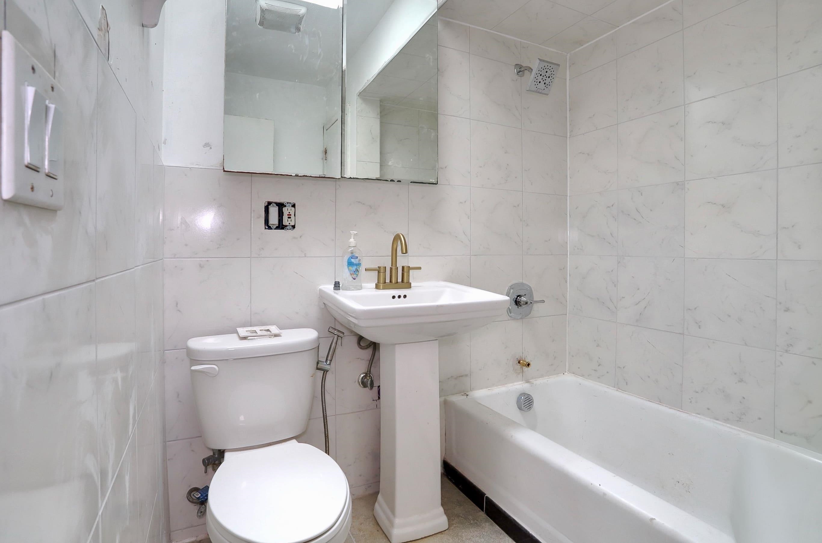 73 WALES AVE Unit: 2