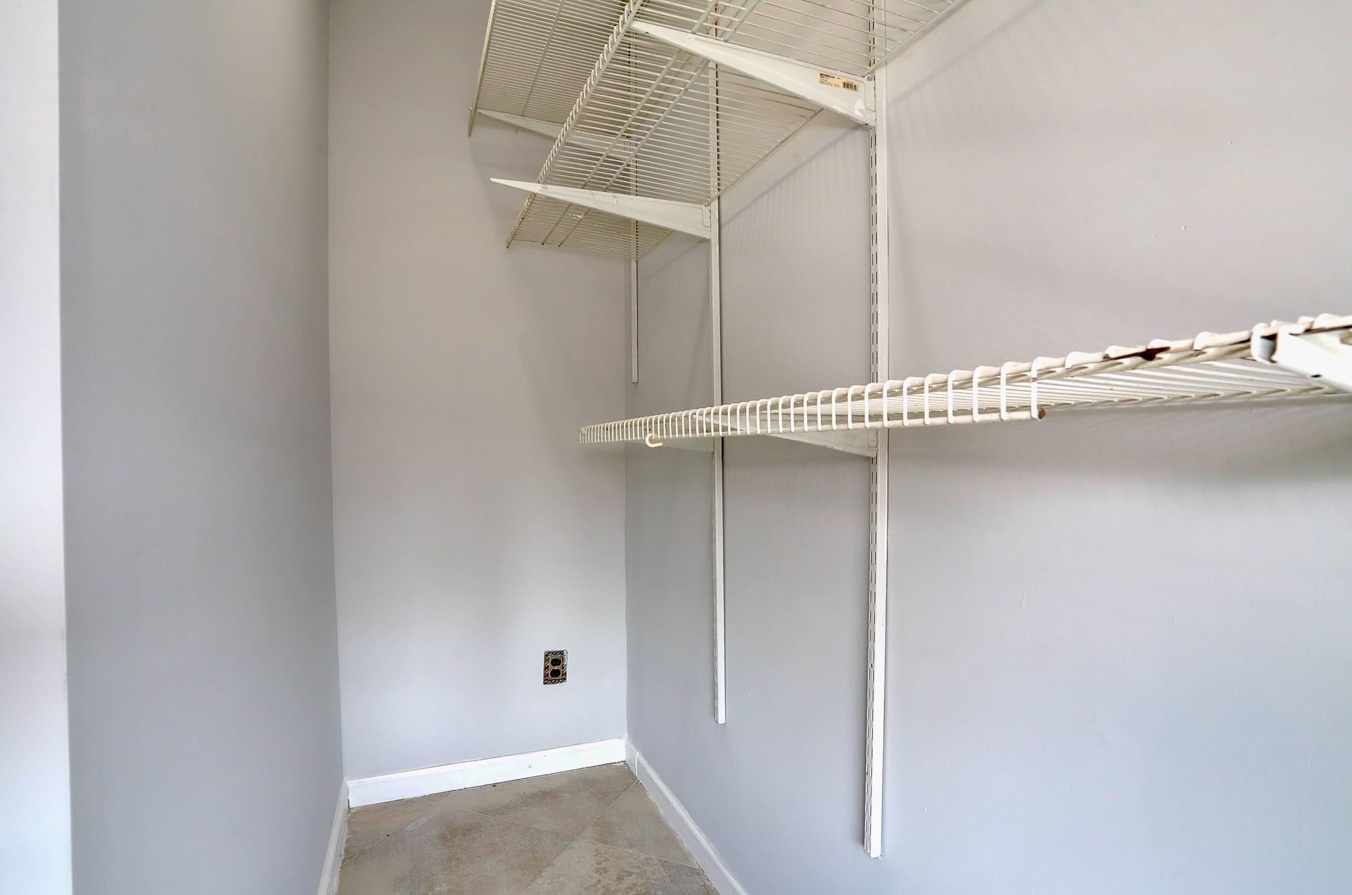 73 WALES AVE Unit: 2