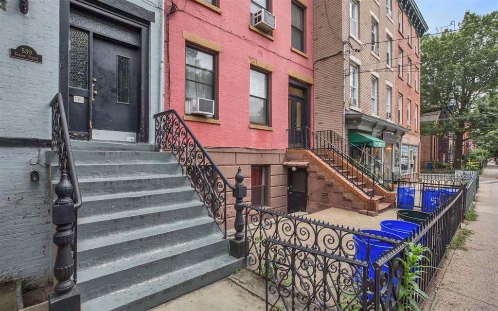 530 GARDEN ST Unit: 1