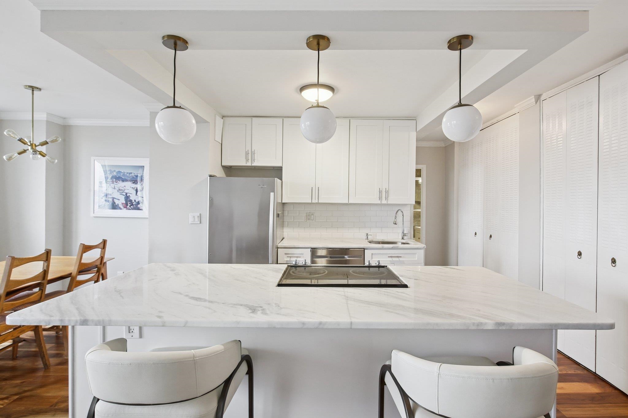 100 MANHATTAN AVE Unit: 1316