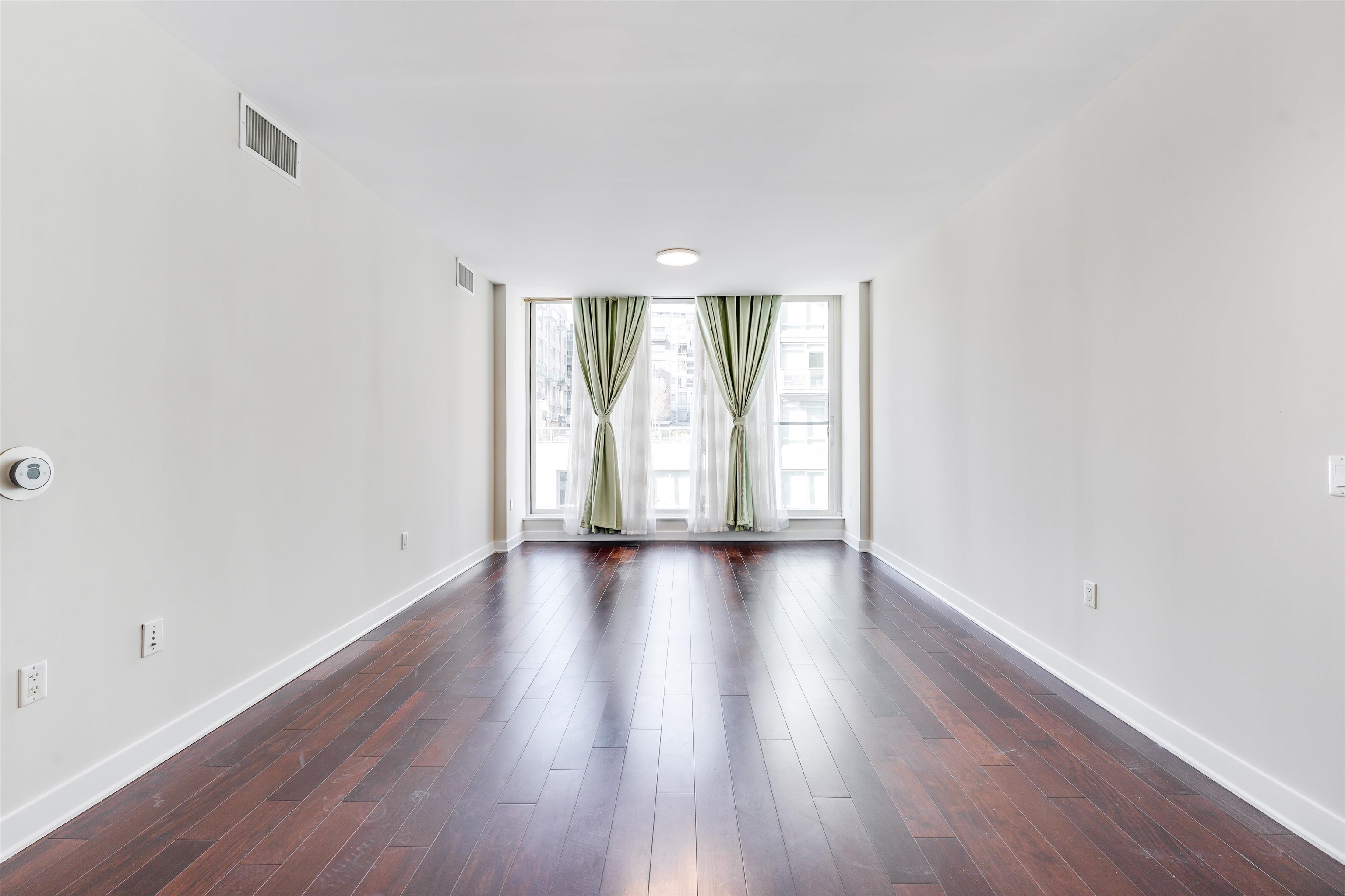 1200 AVENUE AT PORT IMPERIAL Unit: 421