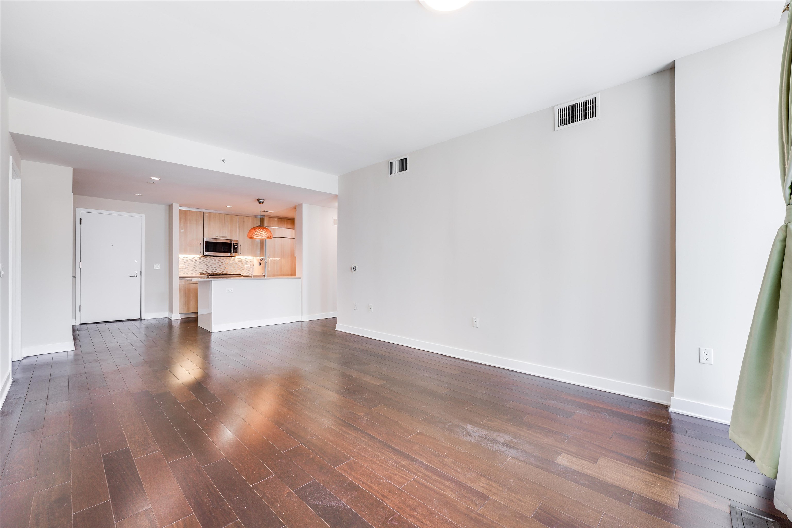 1200 AVENUE AT PORT IMPERIAL Unit: 421