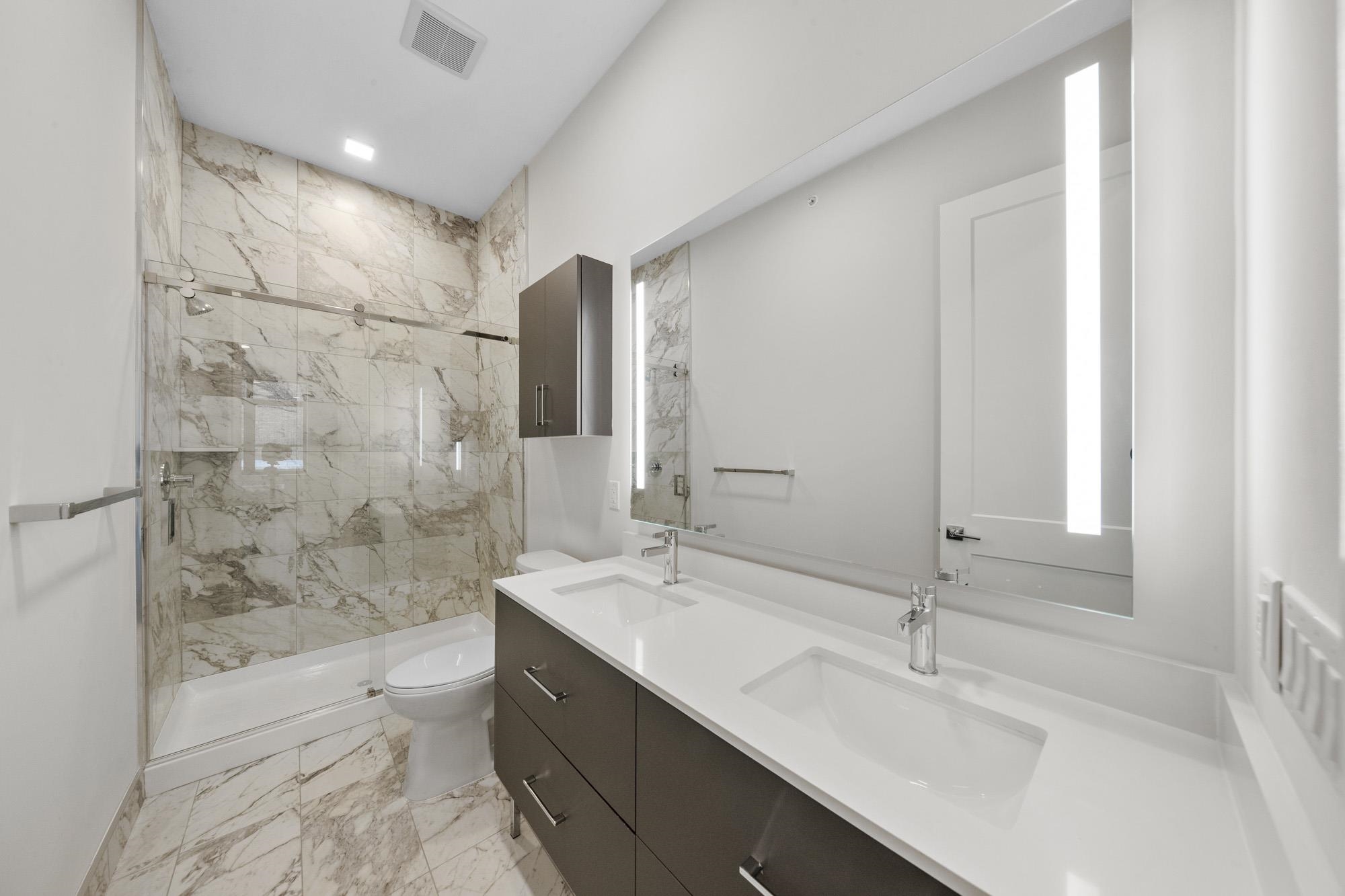 121 34TH ST Unit: 513