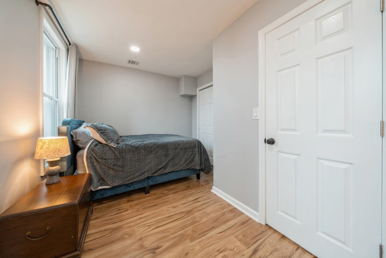 318 2ND ST Unit: 2