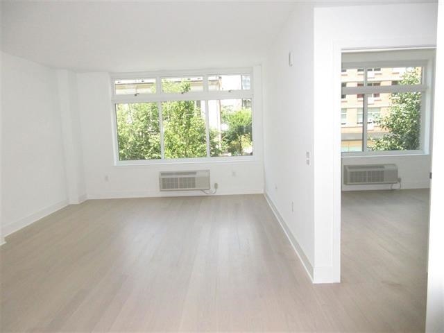 1400 HUDSON ST Unit: 220