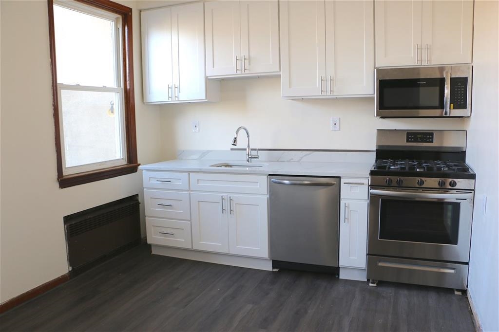 816 BLOOMFIELD ST Unit: 2