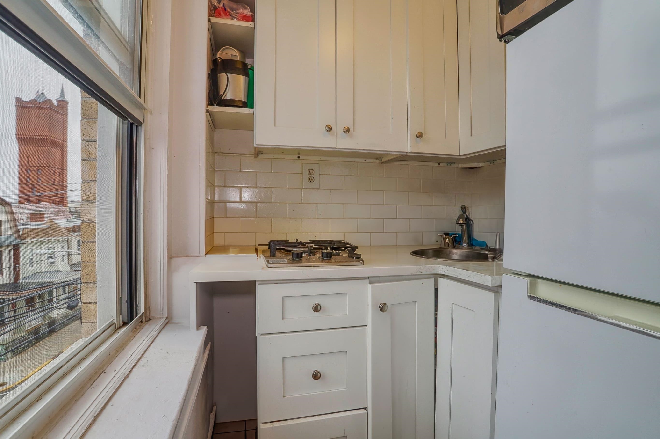 64 LIBERTY PL Unit: 2