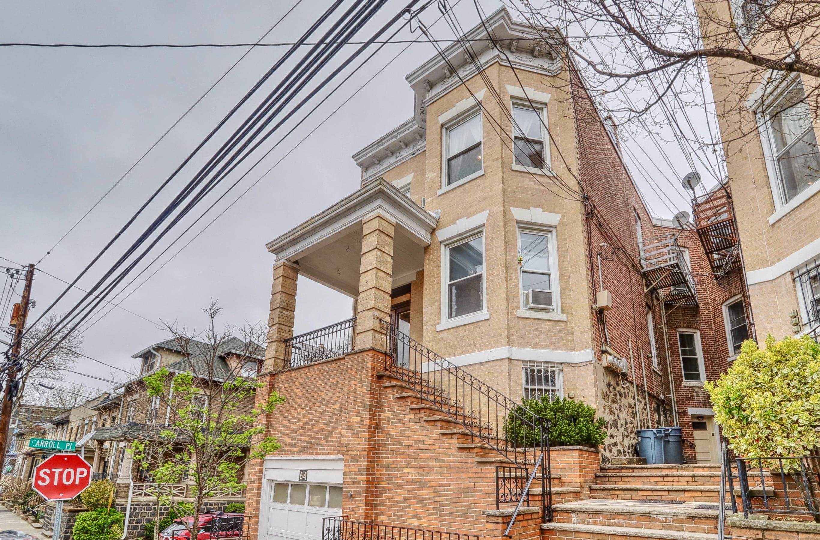 64 LIBERTY PL Unit: 2