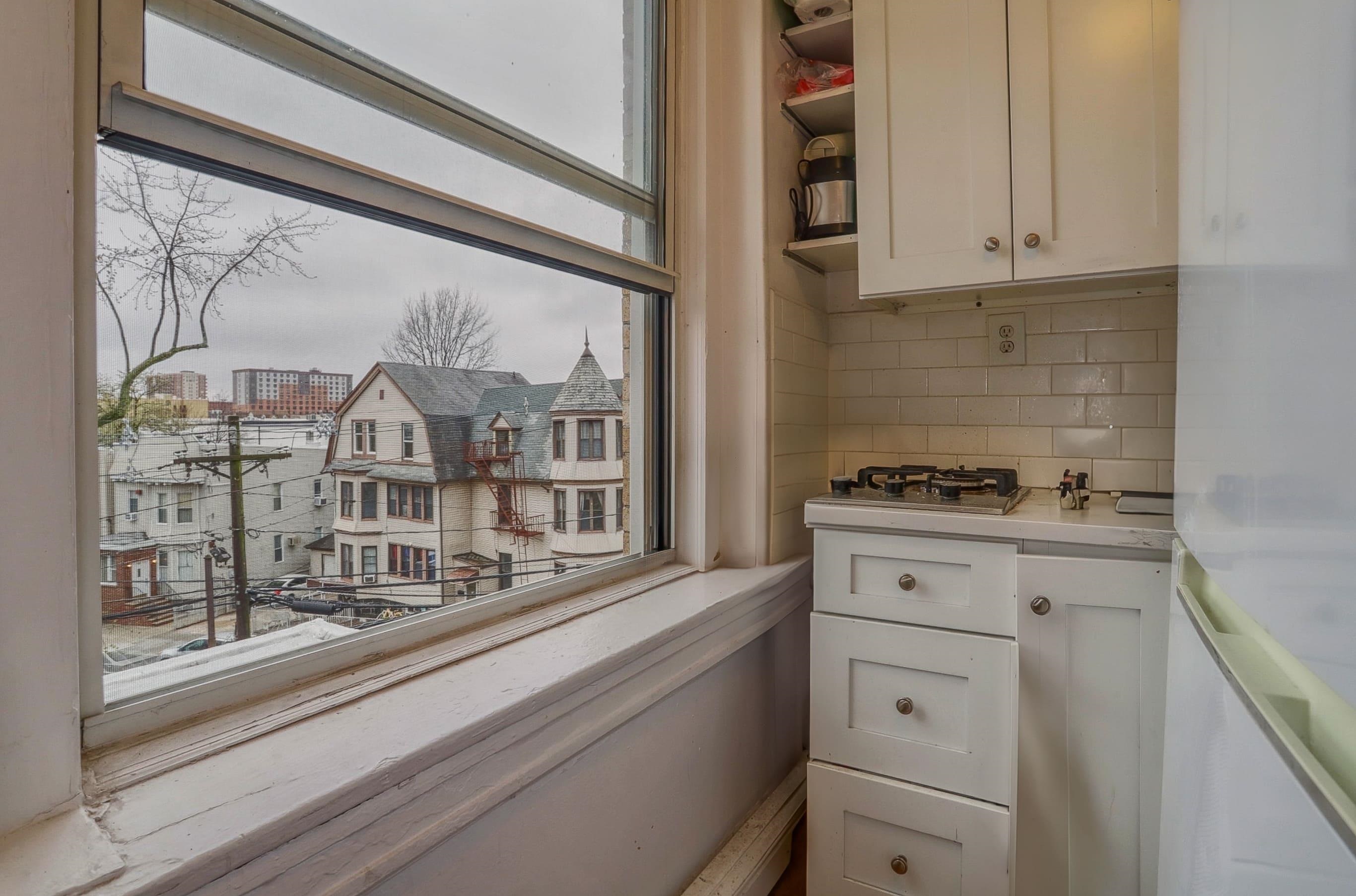 64 LIBERTY PL Unit: 2