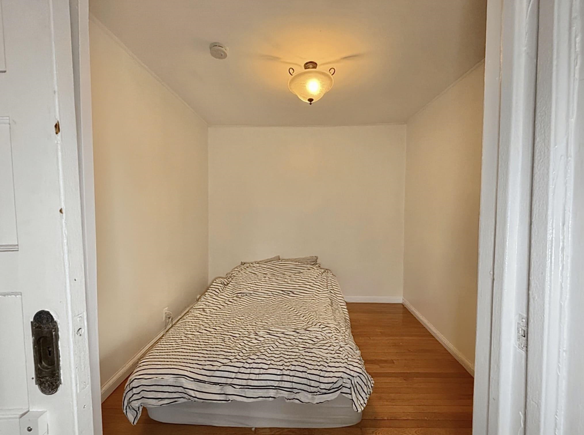 64 LIBERTY PL Unit: 2