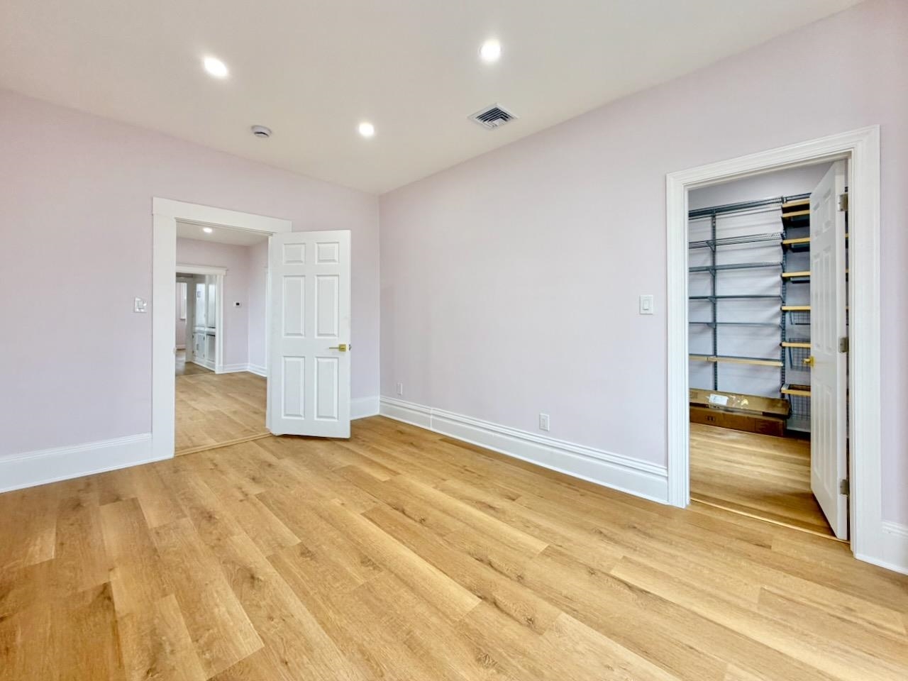 130 BEACH ST Unit: 2