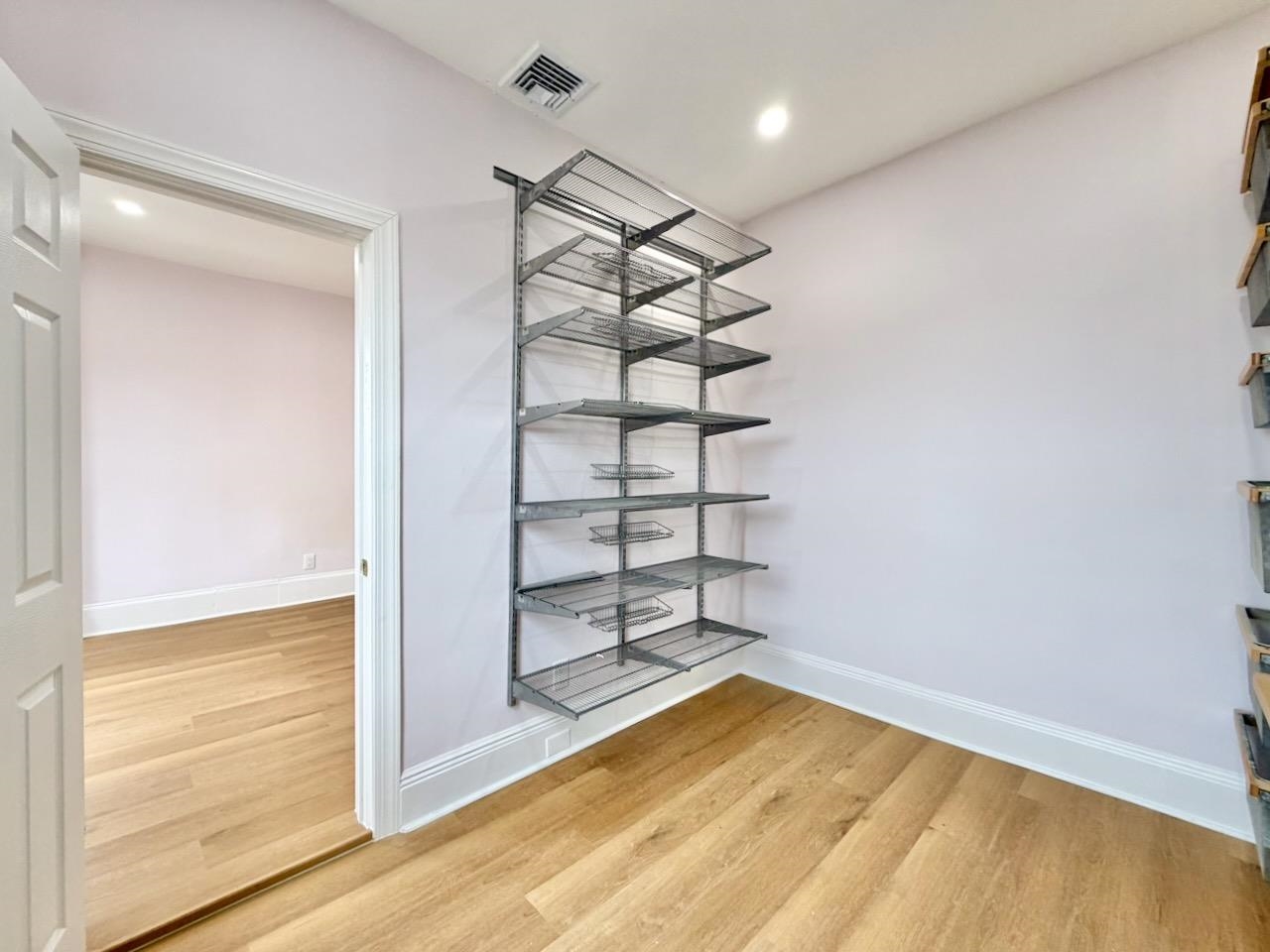 130 BEACH ST Unit: 2